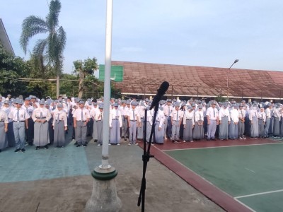 Upacara Peringatan Hari Guru Nasional